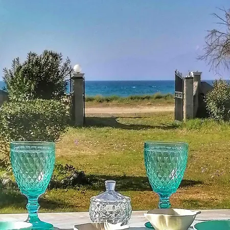 Angela, Seafront Apartments, Almiros Apartamento *