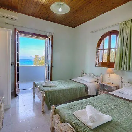 Angela, Seafront Apartments, Almiros 公寓 *